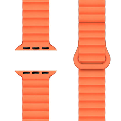 NALIA Core Magnet Armband kompatibel mit Apple Watch SE & iWatch Series 10 9 8 7 6 5 4 3 2 1, 38/40/41/42mm, Atmungsaktives Silikon Loop, Sportarmband mit Rillen Design
