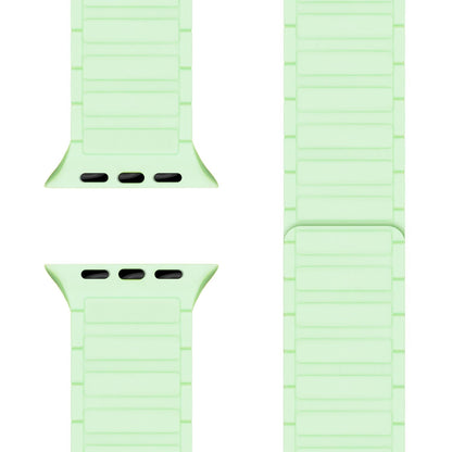 NALIA Nexus Magnet Armband kompatibel mit Apple Watch Armband Series SE/iWatch 10 9 8 7 6 5 4 3 2 1, 38/40/41/42mm, Silikon Loop mit Rillendesign, Sportarmband Magnetisch