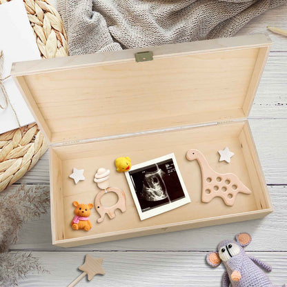 Erinnerungskiste mit verschiendenen Gravuren für das Baby