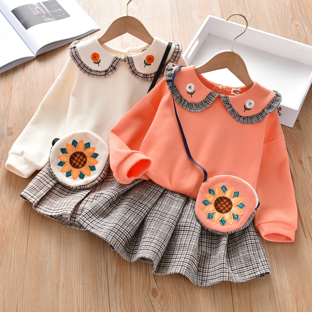 Baby Girl Floral Patches Doll Neck Pullover Hoodie Combo Pleated Skirt Sweet Vintage Style Sets-0